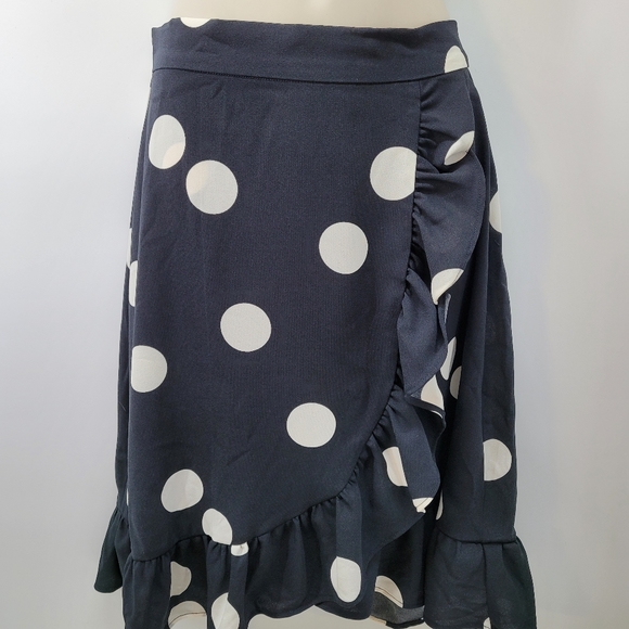 Modcloth It's a Wrap Size 2 NWT - Picture 2 of 6